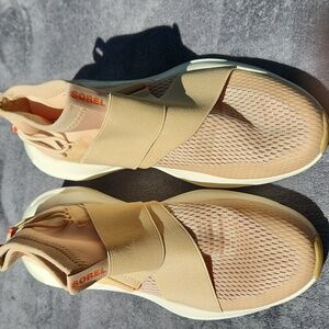 Sorel Explorer Defy Mid Top Sneaker women  9